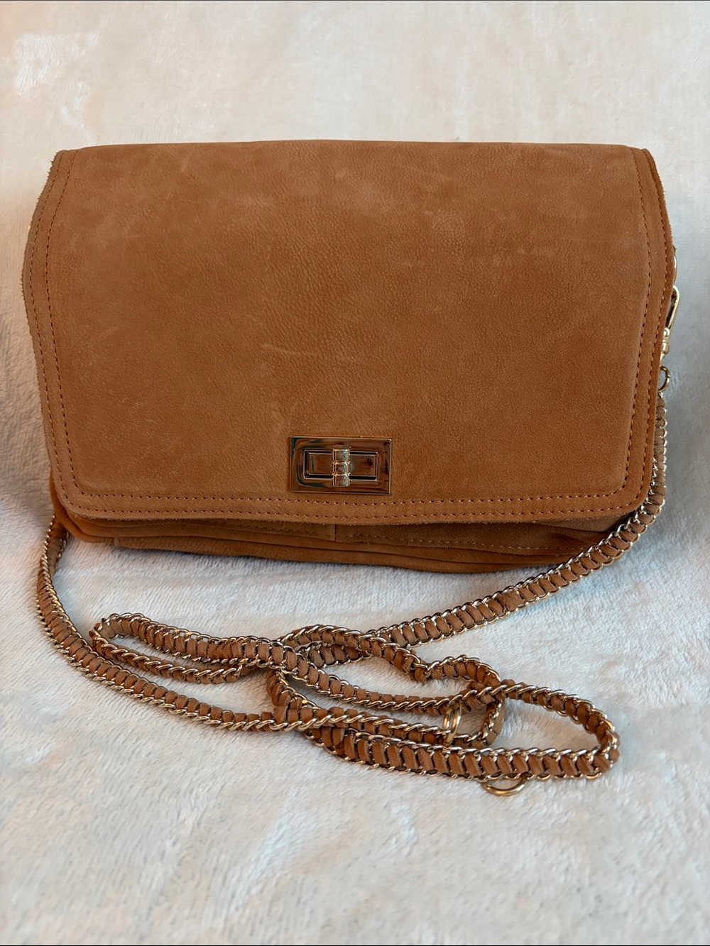 Nwot Urban Outfitters Brown suede leather Crossbody boho bag with chain strap